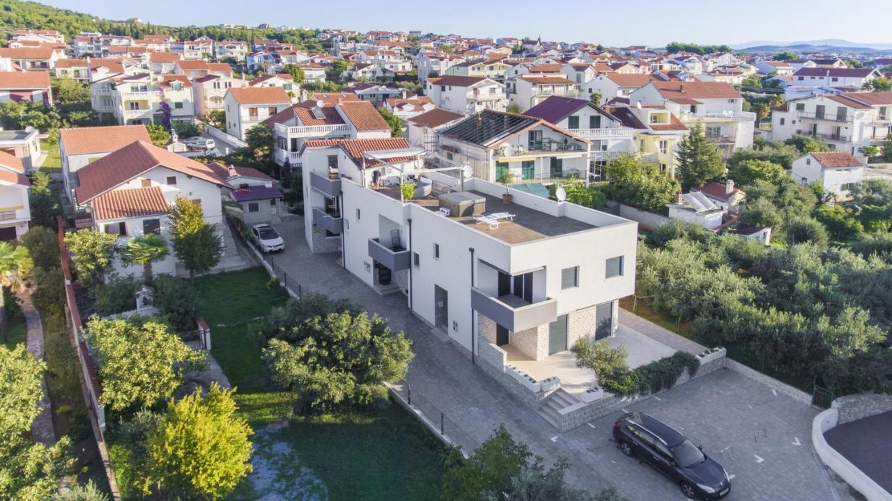 Apartments Luka Vodice Ngoại thất bức ảnh