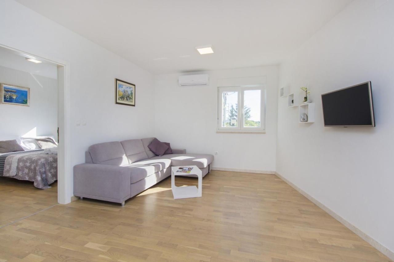 Apartments Luka Vodice Ngoại thất bức ảnh