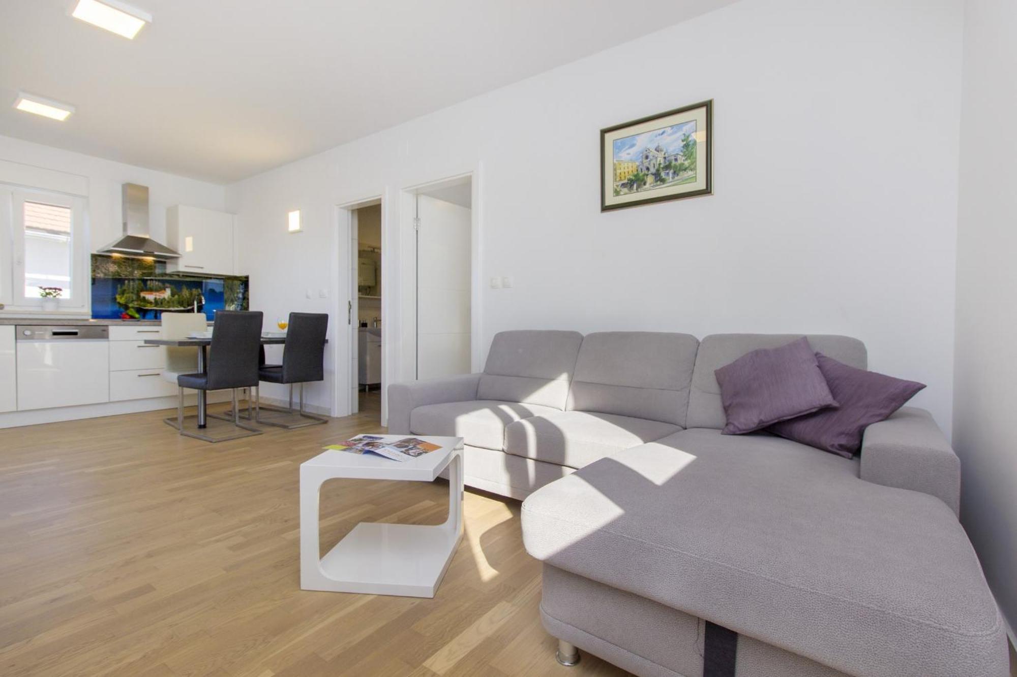 Apartments Luka Vodice Phòng bức ảnh